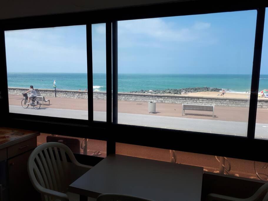 Apartment Face A La Pour Cet Agreable T2 *